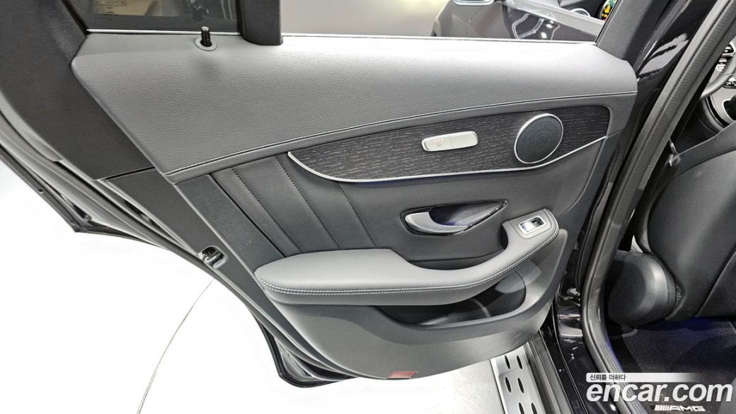 Mercedes-Benz GLC-Class GCL300 4MATIC Coupe, 2023