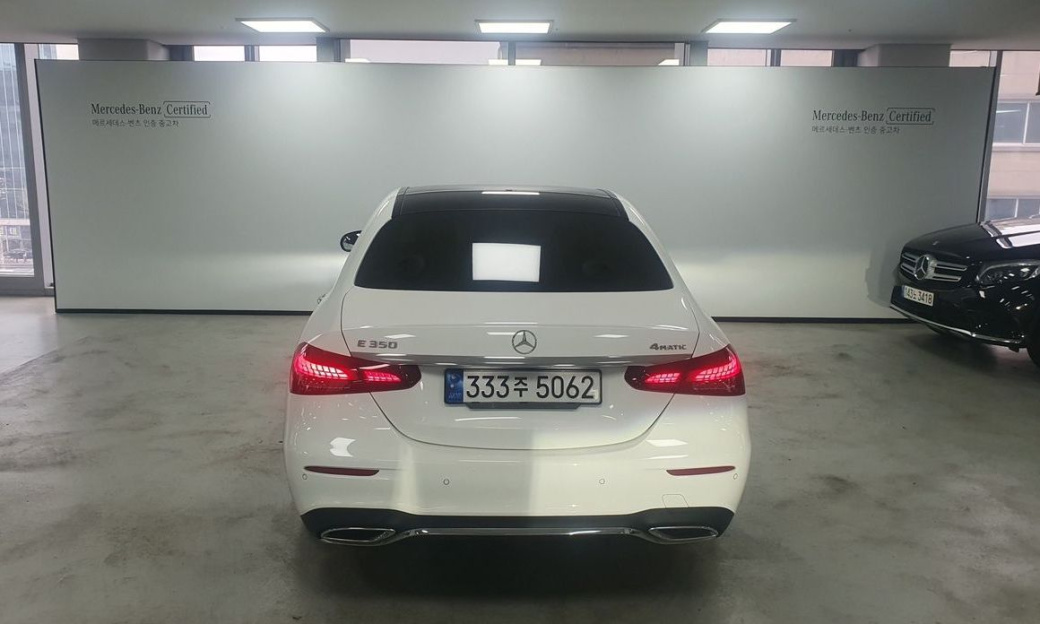 Mercedes-Benz E-Class E350 4MATIC AMG Line, 2022