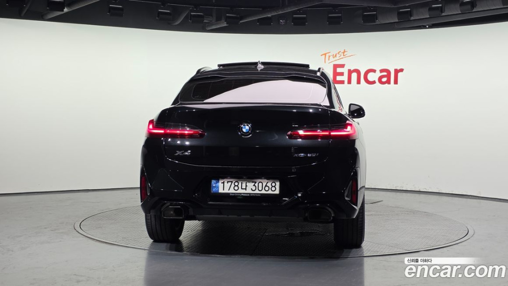 BMW X4 xDrive20i M Sports Pro, 2024