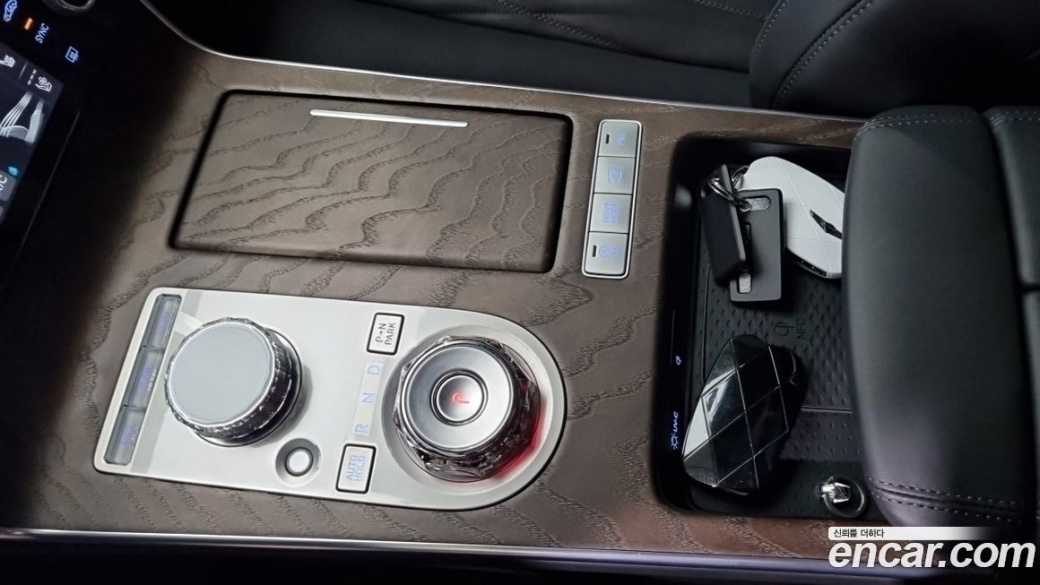 Genesis G80 Gasoline 2.5 Turbo AWD, 2025