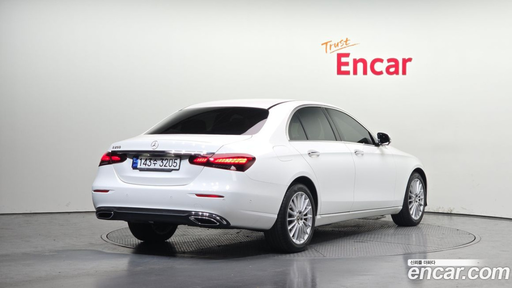 Mercedes-Benz E-Class E250 Exclusive, 2023