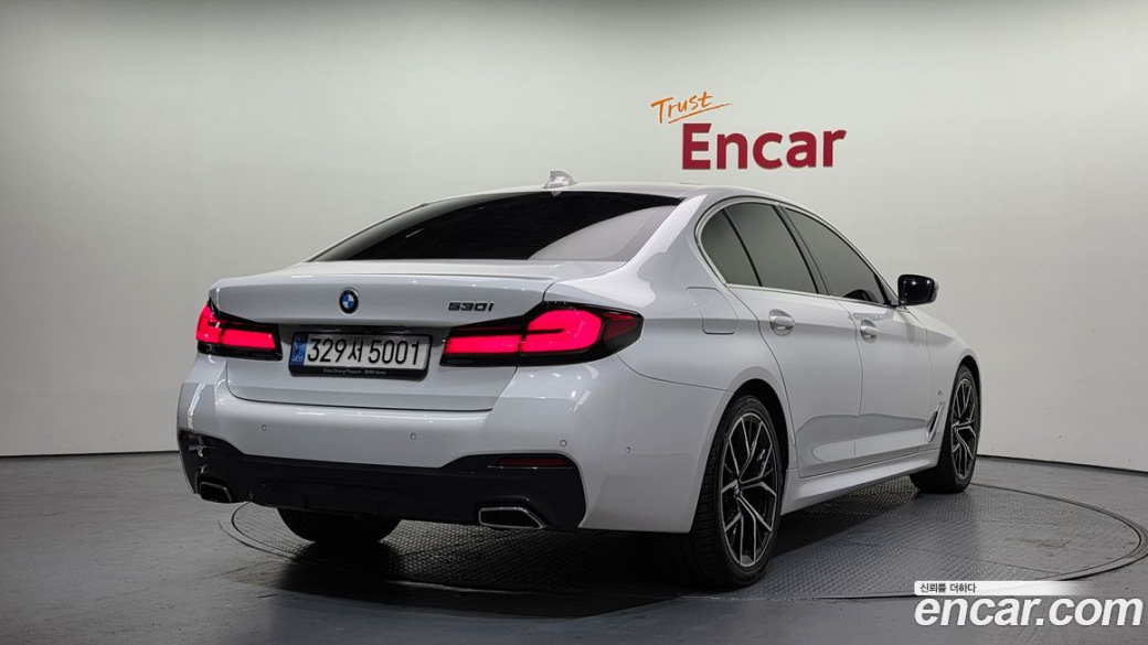 BMW 5-Series 530i M Sport Package, 2022
