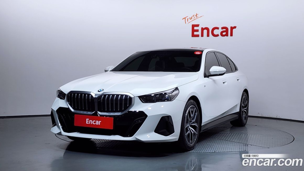 BMW 5-Series 520i M Sport, 2024