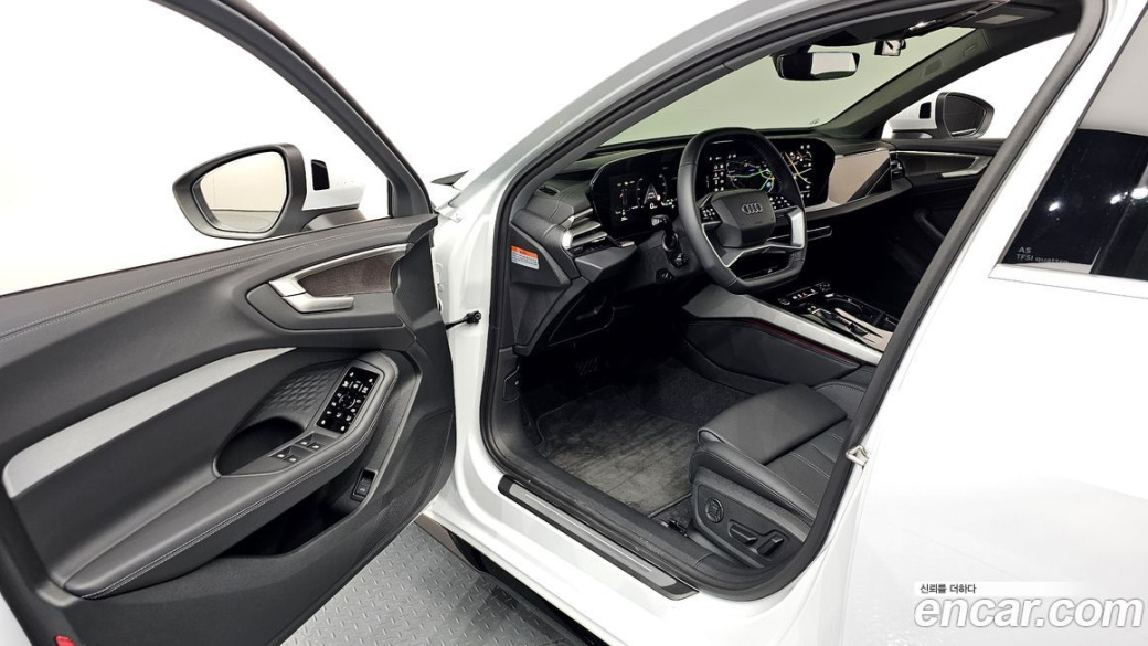 Audi A5 40 TFSI Quattro S Line, 2025