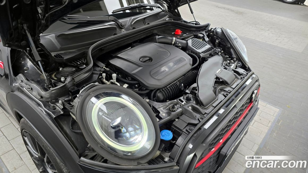 Mini Cooper JCW, 2023