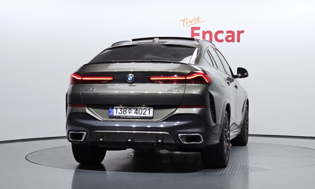 BMW X6 xDrive40i M Sport, 2025