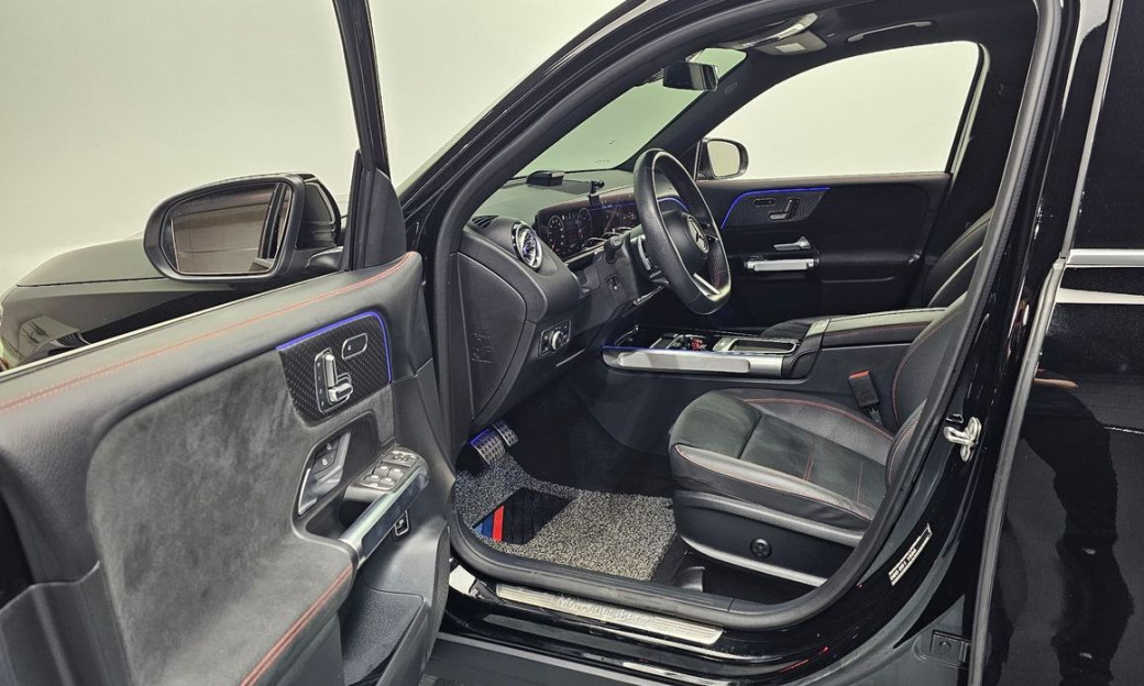 Mercedes-Benz GLB-Class GLB250 4MATIC, 2025