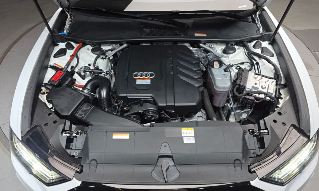 Audi A6 45 TFSI Premium, 2023