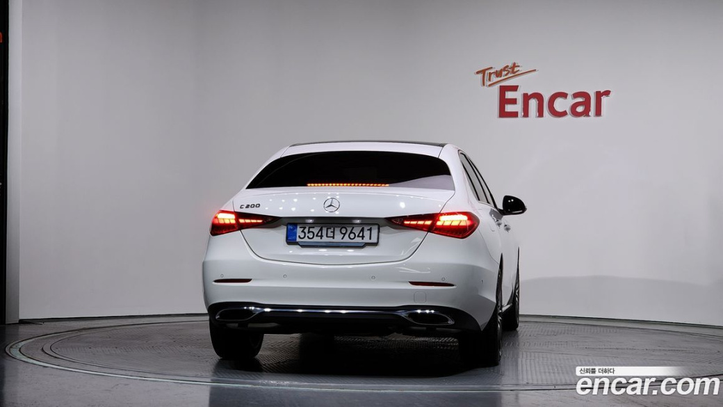 Mercedes-Benz C-Class C200 Avantgarde, 2025