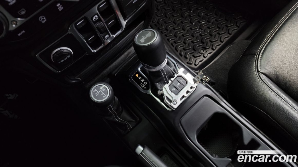 Jeep Wrangler 2.0 Overland Power Top 4Door, 2023