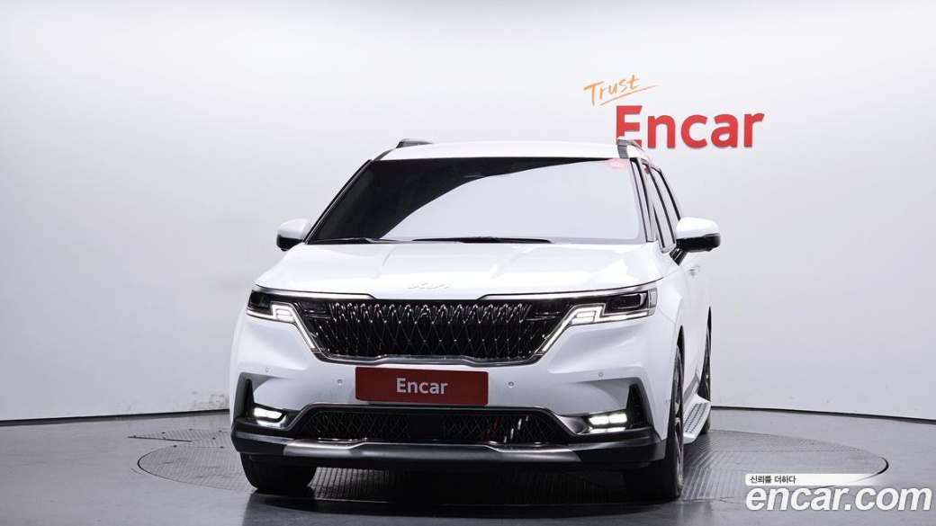 Kia Carnival 9-Seater Signature, 2023
