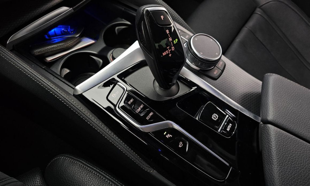BMW 5-Series 520i M Sport, 2023