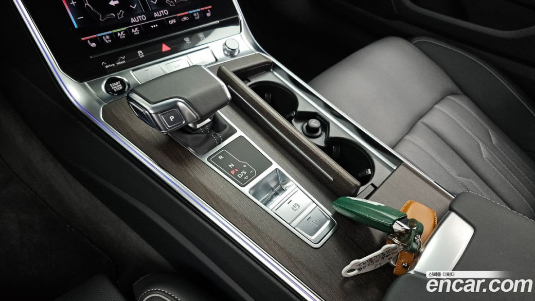 Audi A6 45 TFSI Premium, 2025