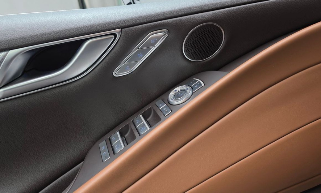 Genesis G80 Gasoline 2.5 Turbo 2WD, 2024