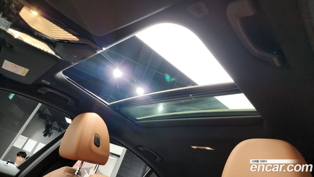 BMW 3-Series 320i M Sport, 2023