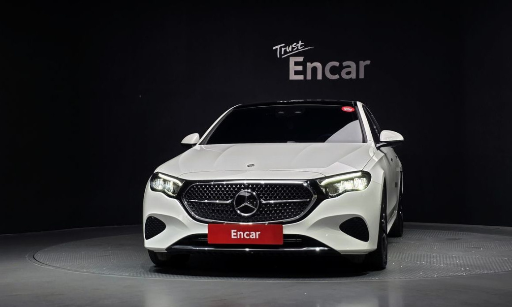 Mercedes-Benz E-Class E200 Avantgarde, 2024