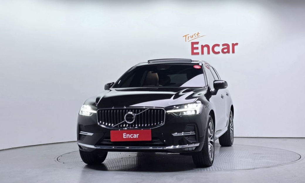 Volvo XC60 B5 Ultimate Bright, 2024