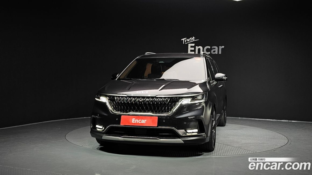 Kia Carnival 9-Seater Signature, 2023