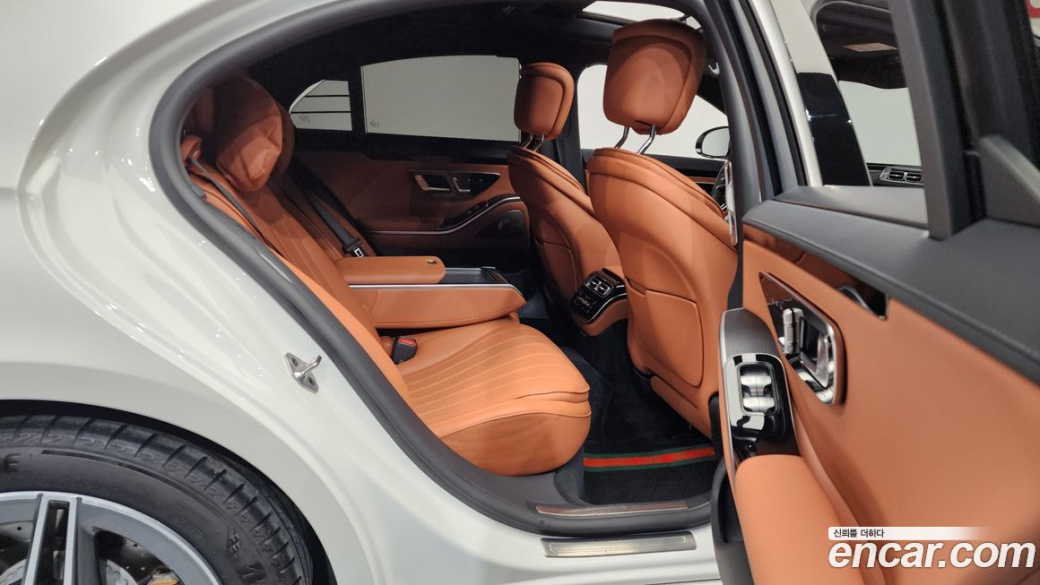 Mercedes-Benz S-Class S400 d 4MATIC, 2022