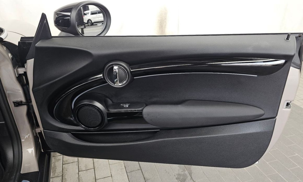 Mini Cooper Convertible Classic, 2024