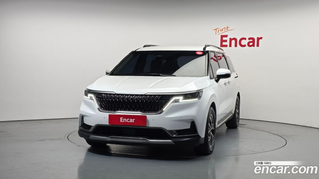 Kia Carnival 9-Seater Signature, 2023