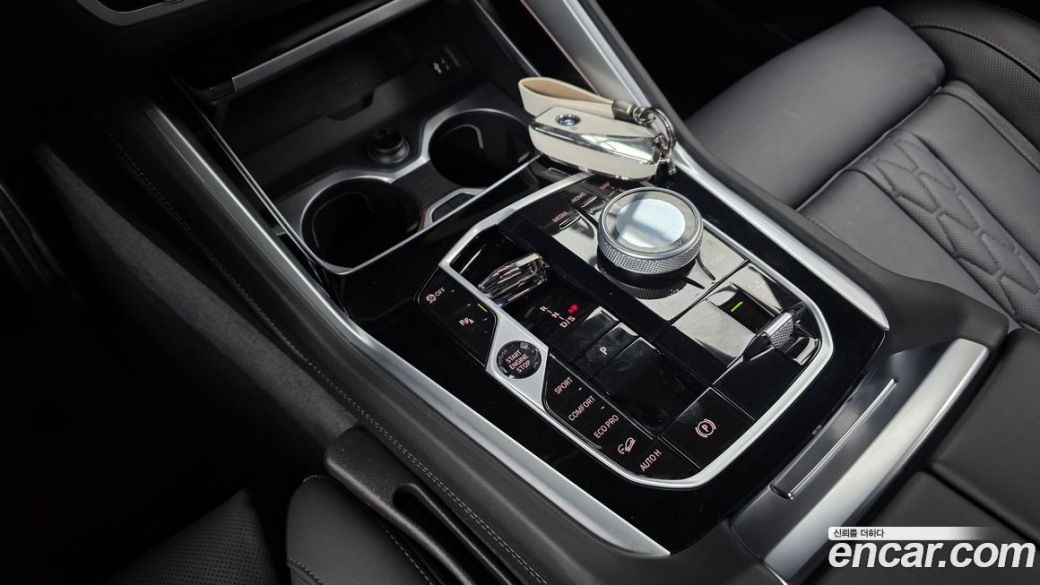 BMW X6 xDrive40i M Sport, 2025