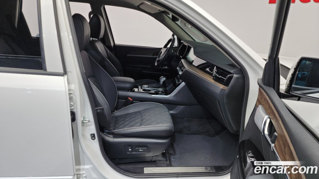Kia Mohave Diesel 3.0 4WD 5-Seater, 2022