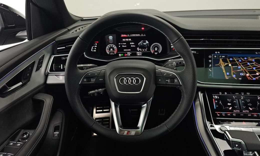 Audi Q8 55 TFSI Quattro Premium, 2026