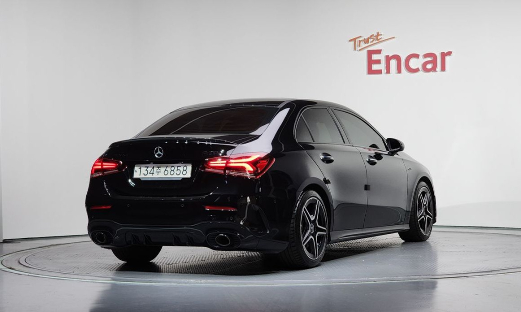 Mercedes-Benz A-Class AMG A35 4MATIC Sedan, 2023