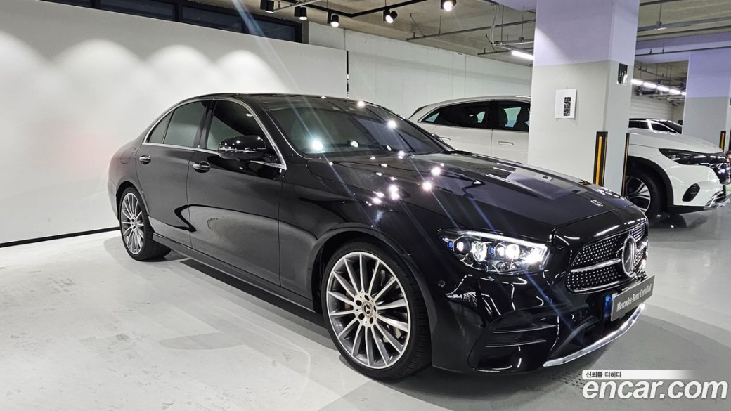 Mercedes-Benz E-Class E350 4MATIC AMG Line, 2021