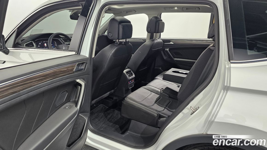 Volkswagen Tiguan 2.0 TSI Prestige, 2023