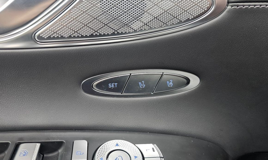 Genesis GV70 2.5T Gasoline 2WD, 2024