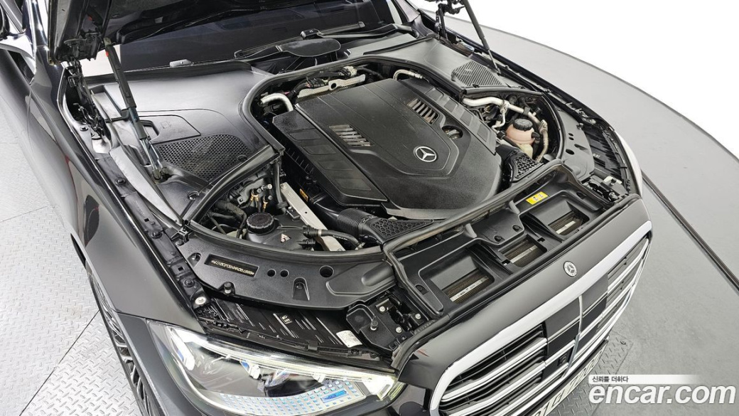 Mercedes-Benz S-Class S580L 4MATIC, 2021