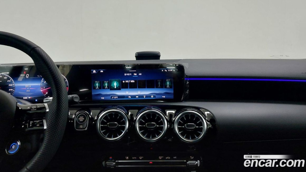 Mercedes-Benz A-Class AMG A45 4MAITC+ Hatchback, 2025