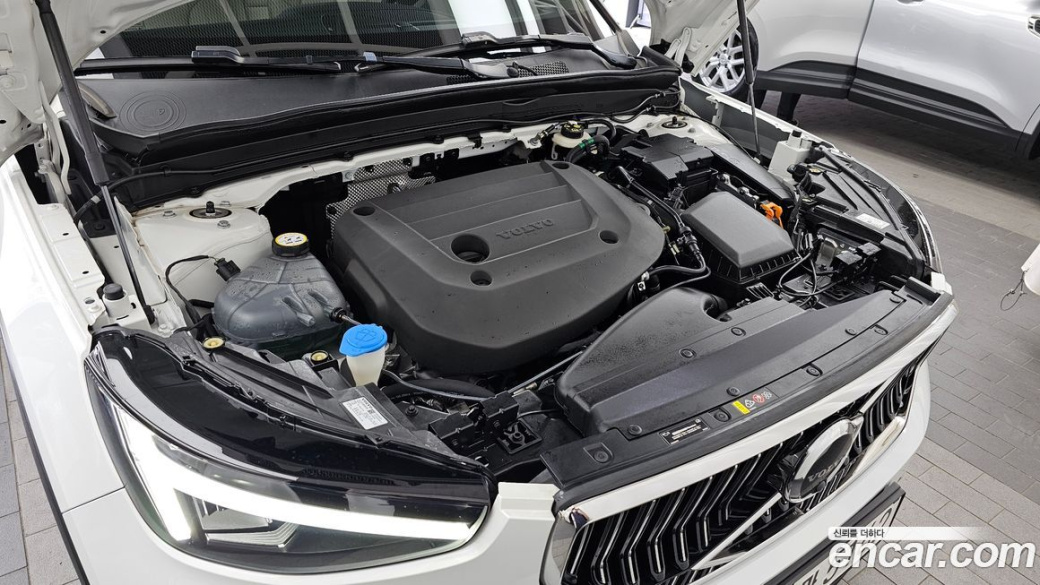 Volvo XC40 B4 Ultimate Bright, 2023