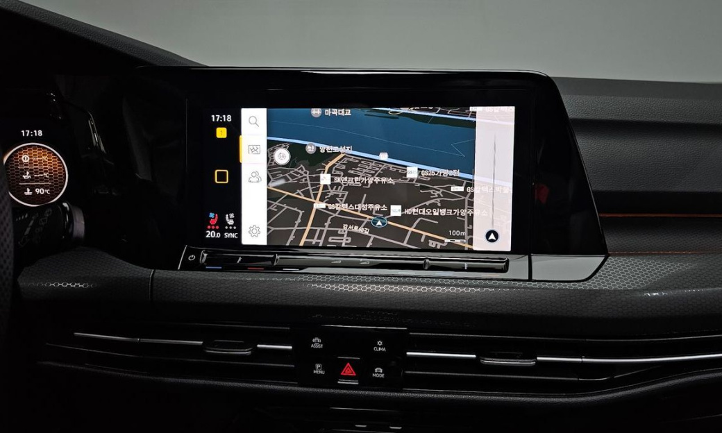 Volkswagen Golf 2.0 GTI, 2024