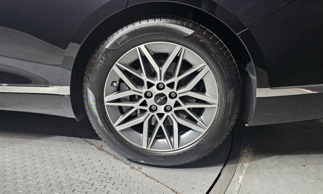 Genesis G80 Gasoline 2.5 Turbo 2WD, 2025