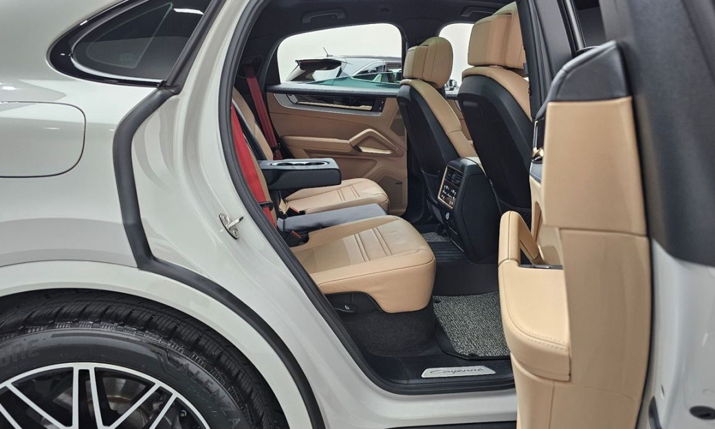Porsche Cayenne 3.0 Coupe, 2024