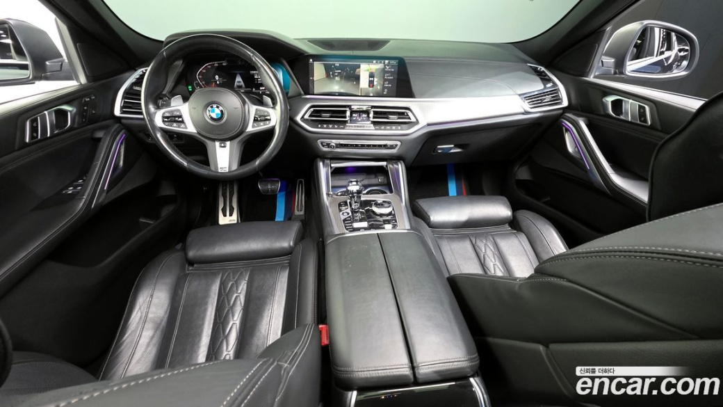 BMW X6 xDrive40i M Sport, 2022