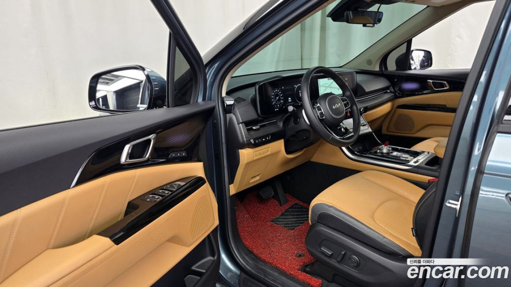 Kia Carnival 9-Seater Signature, 2023