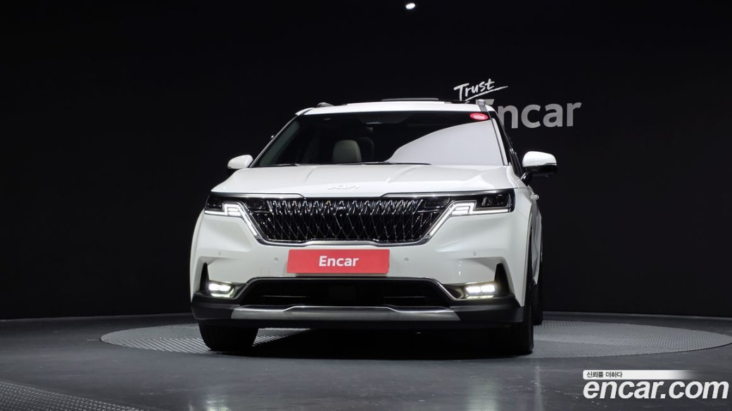 Kia Carnival 9-Seater Signature, 2022