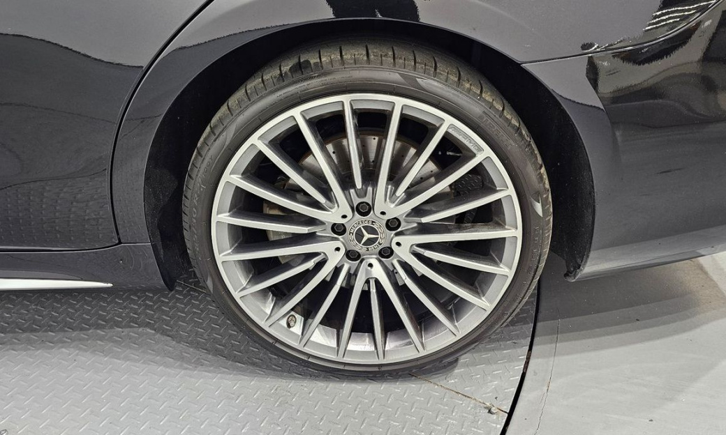 Mercedes-Benz S-Class S500L 4MATIC, 2024