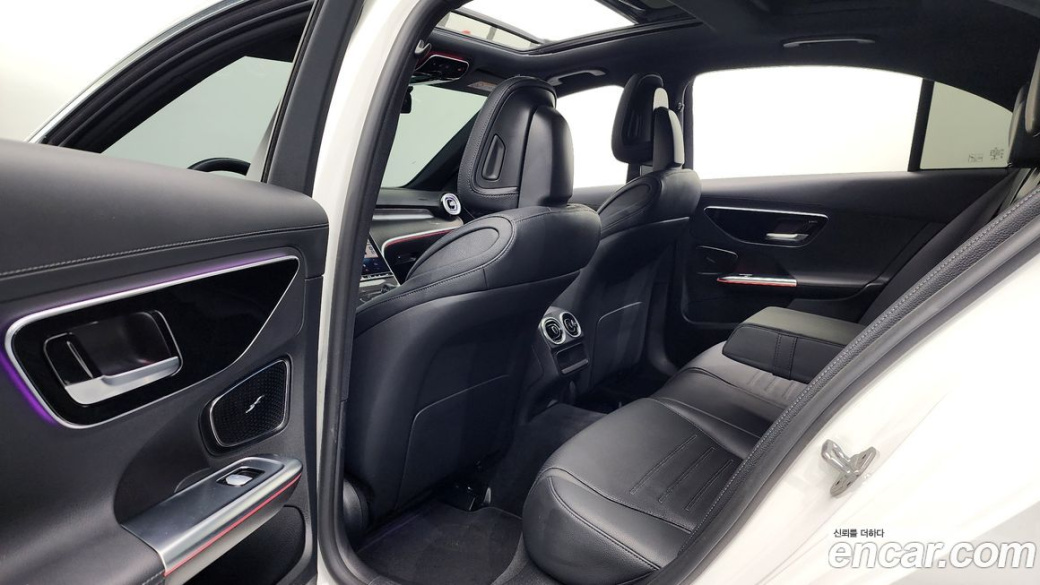 Mercedes-Benz C-Class C300 AMG Line, 2022