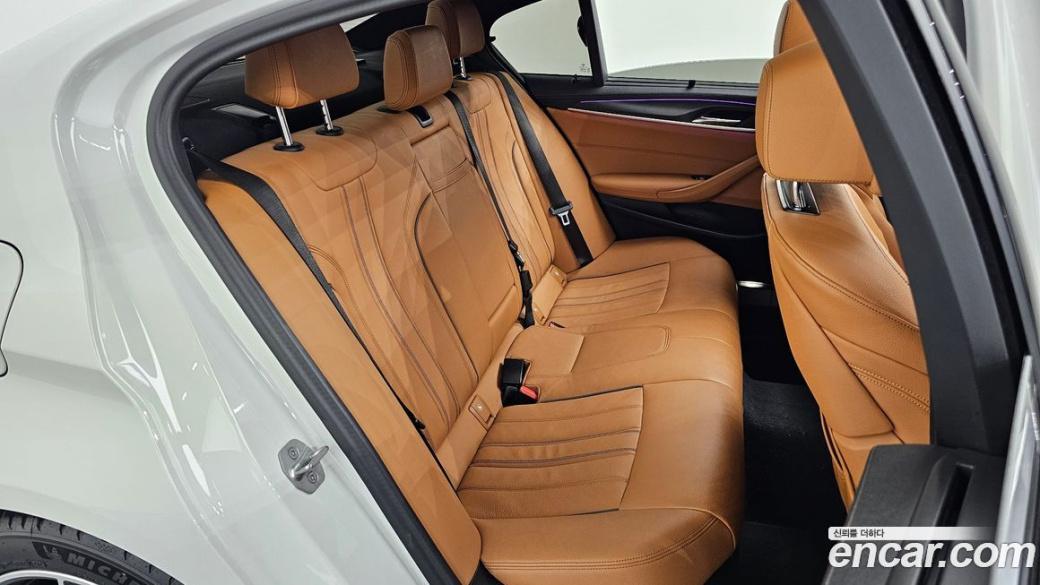 BMW 5-Series 520i M Sport, 2023