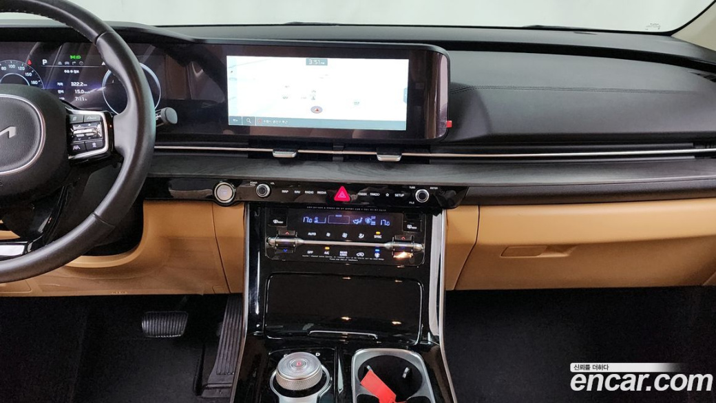 Kia Carnival 9-Seater Signature, 2023