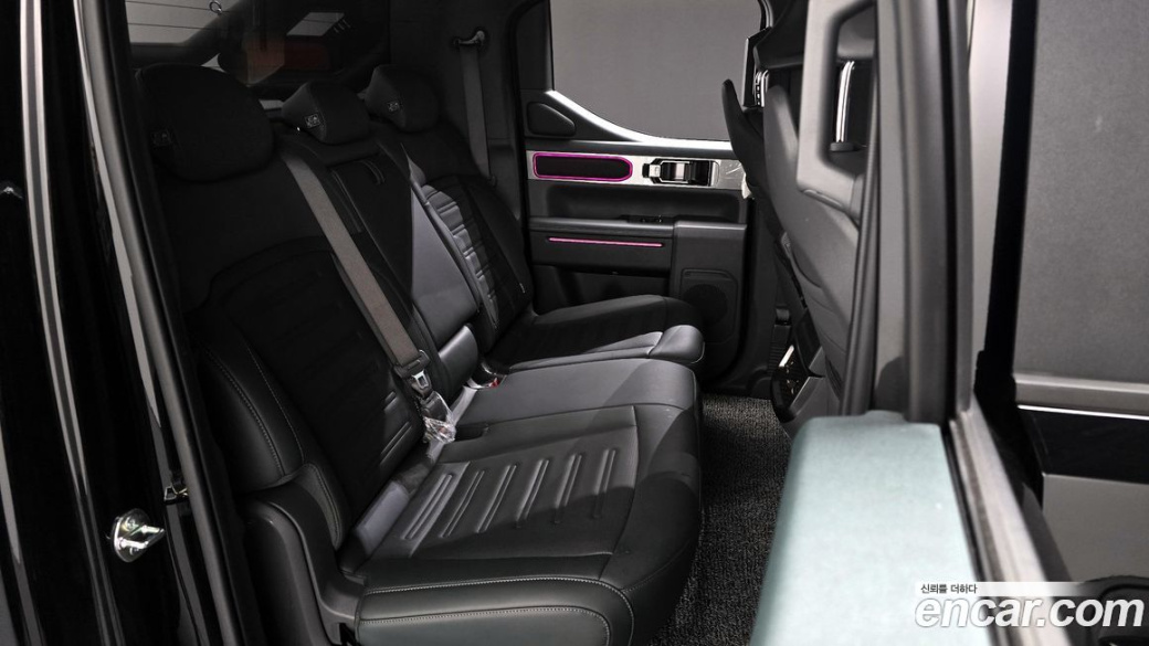 Kia Tasman 2.5T Gasoline 2WD, 2026