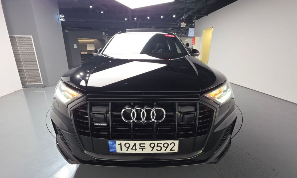 Audi Q7 55 TFSI Quattro Premium, 2022