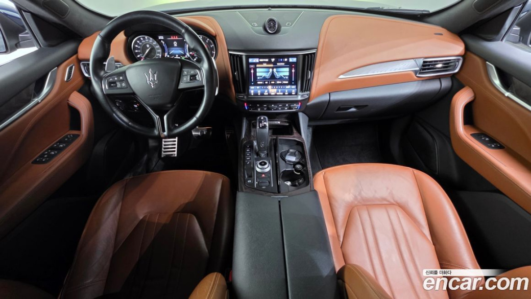 Maserati Levante 2.0 GT AWD, 2022