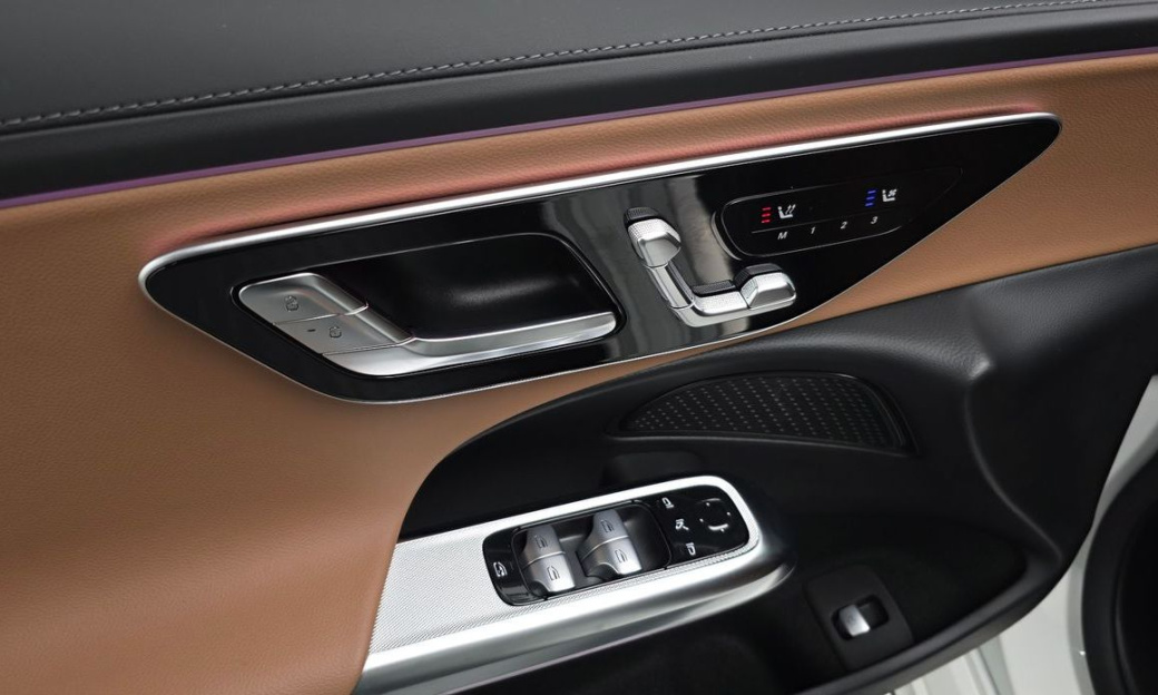 Mercedes-Benz E-Class E200 AMG Line, 2026