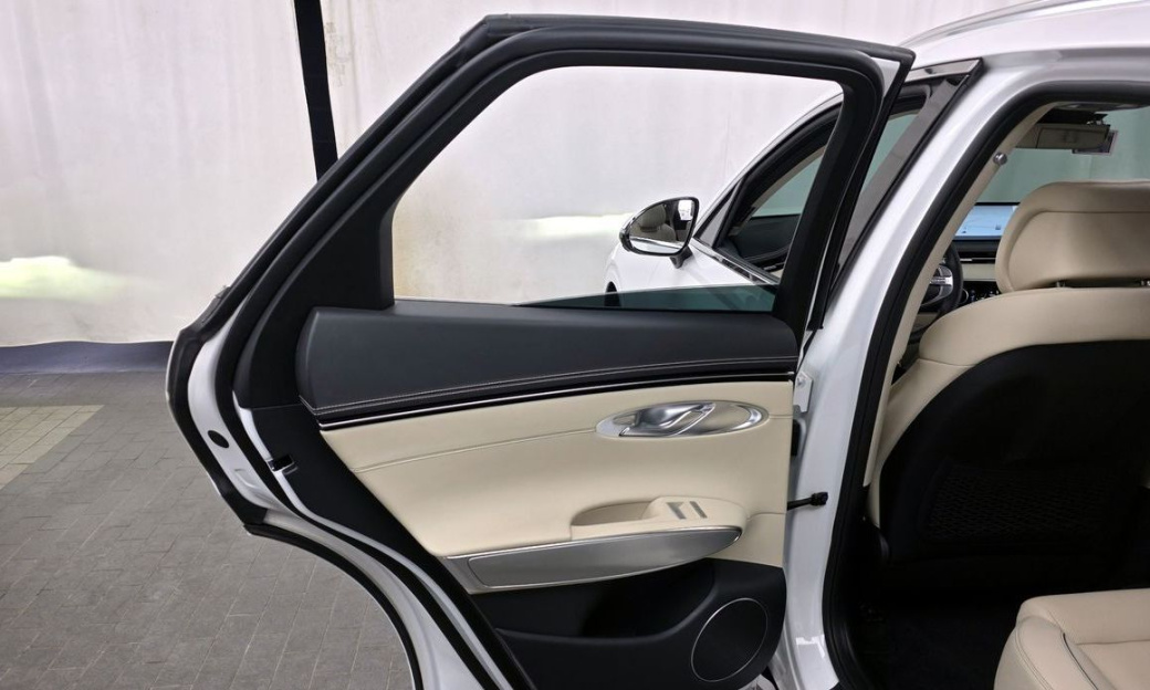 Genesis GV70 2.5T Gasoline 2WD, 2024